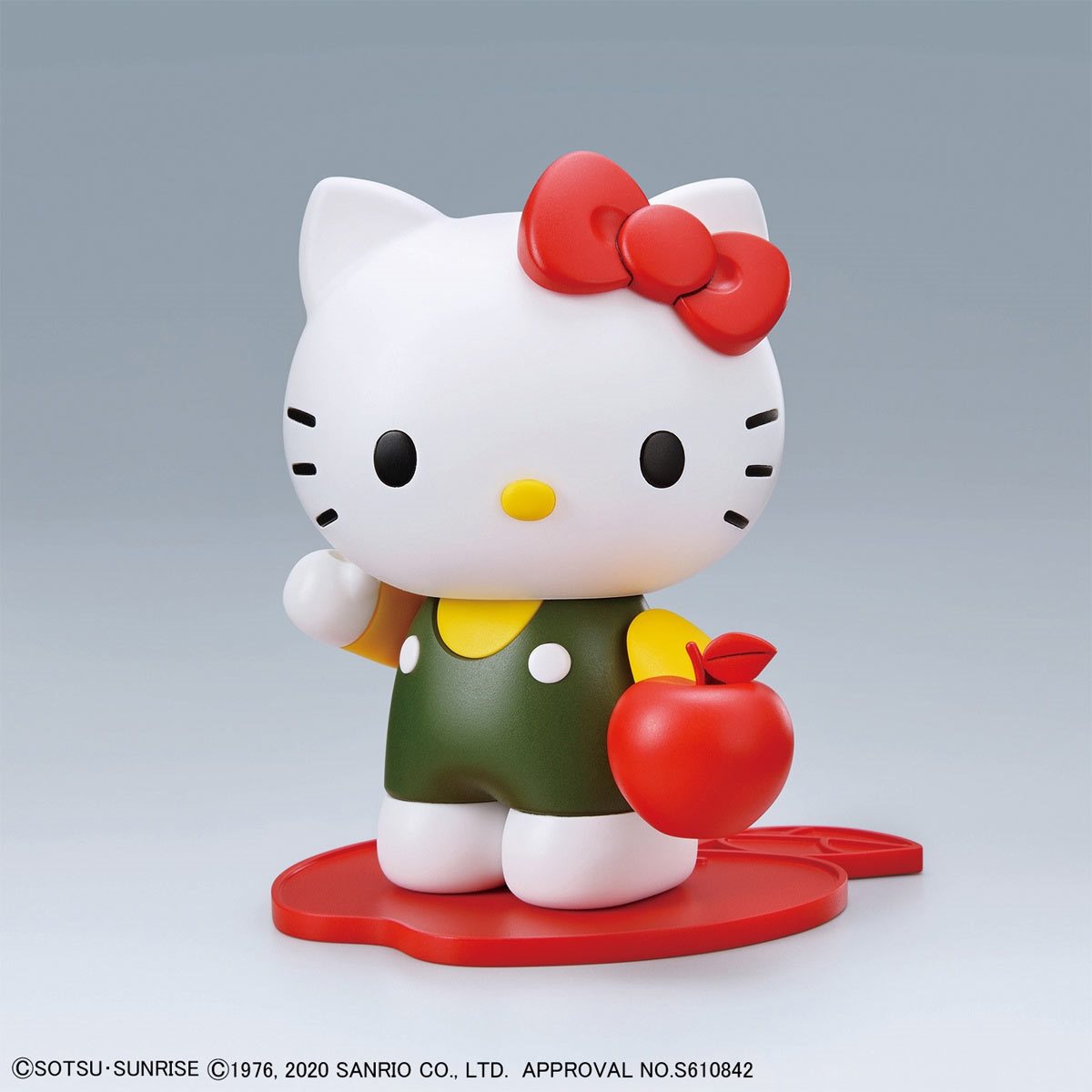 Hello Kitty and Zaku II SD Gundam Silhouette Model kit